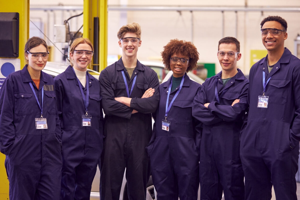 Benefits of Hiring Apprentices