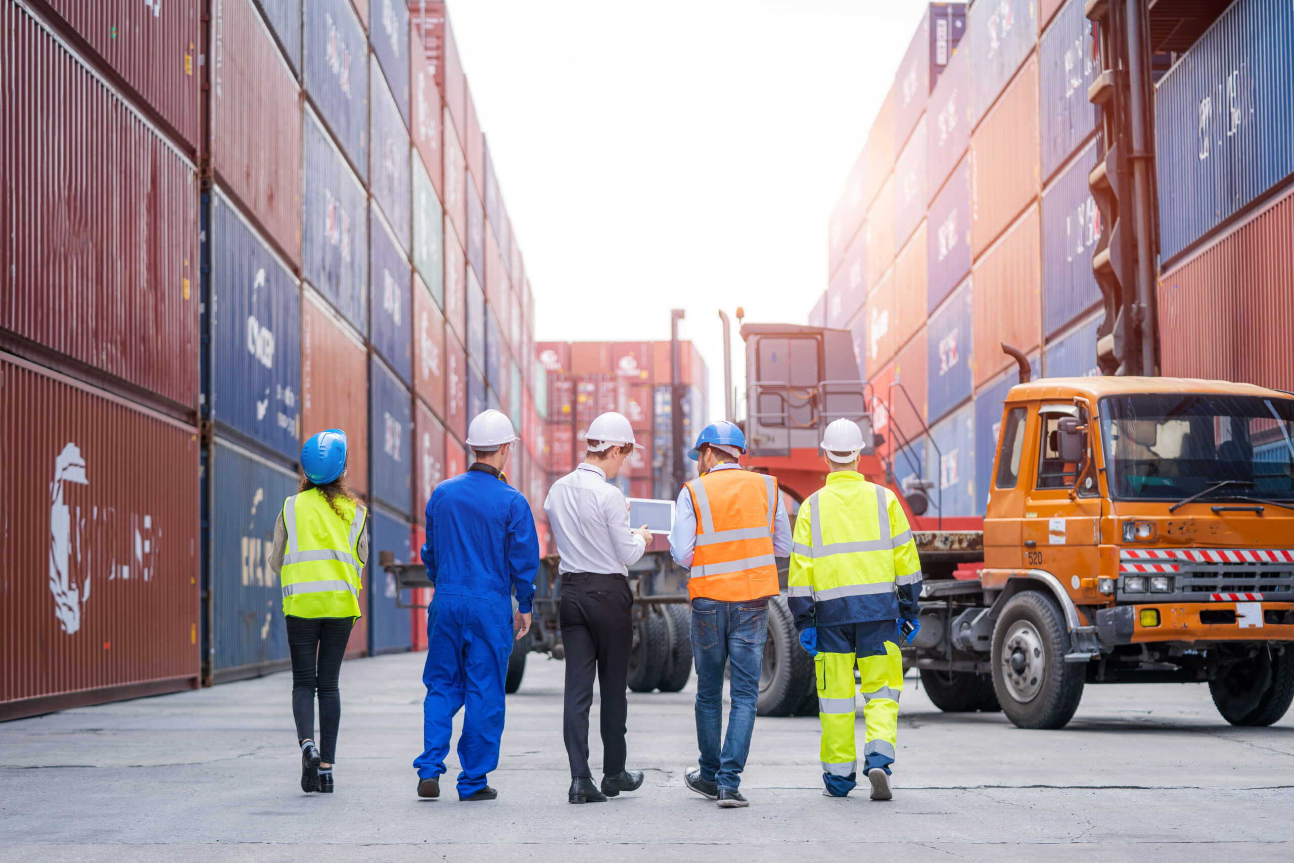 engineer-team-planning-the-transportation-of-goods