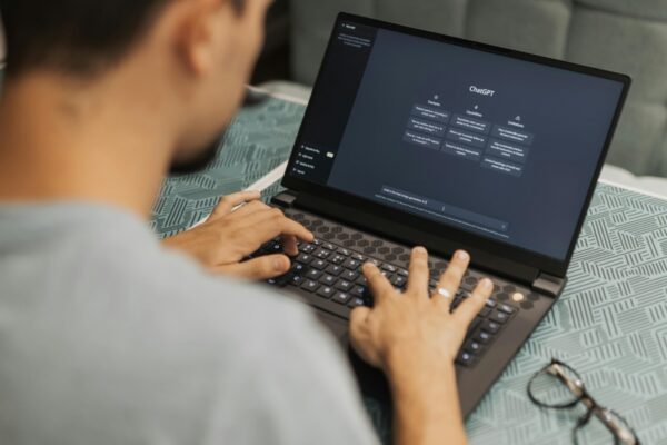 AI for Small Businesses in Berkshire: How to Start, Where to Use It and What to Watch Out For